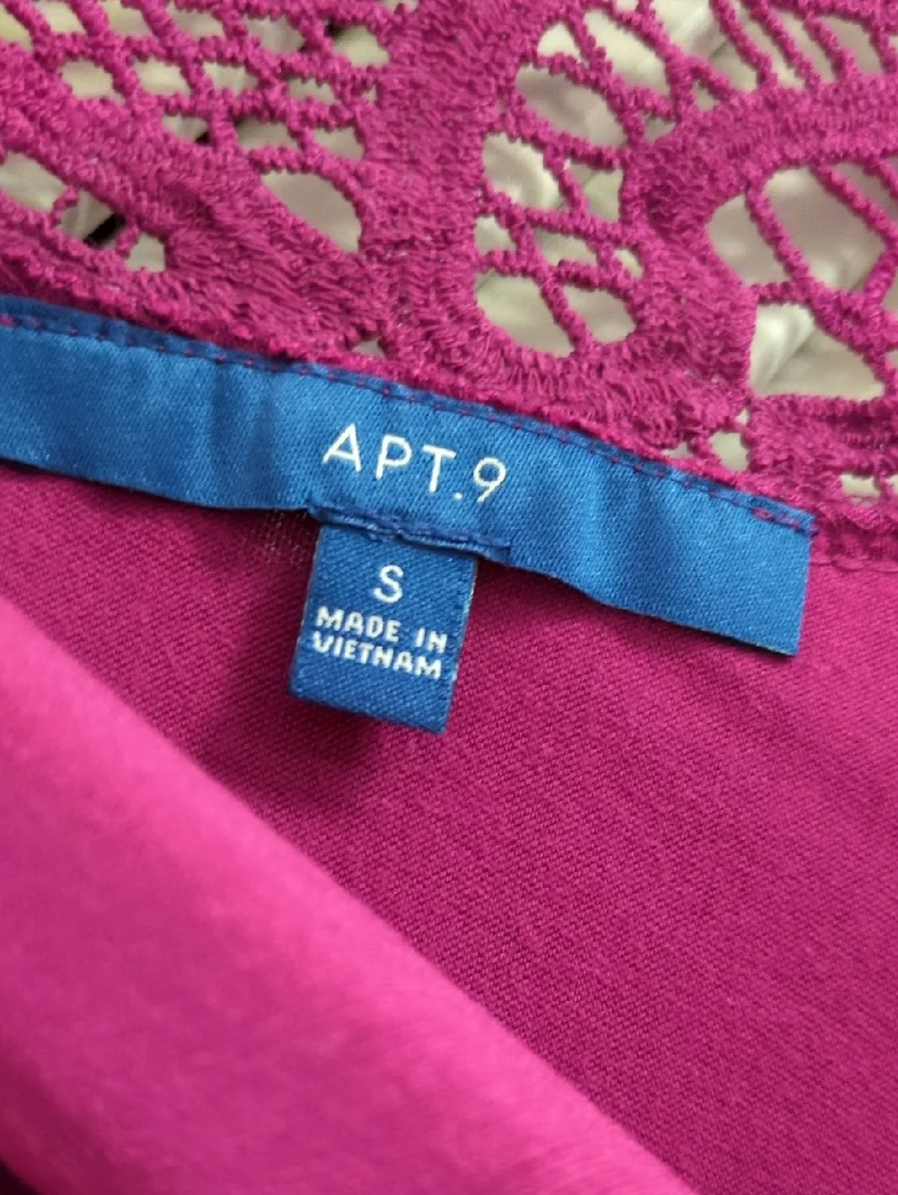 Apt. 9 Open-Front Cardigan Sweater with Lace Back. Size S. Magenta - Picture 2 of 8
